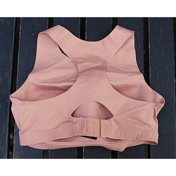 New - Chantelle Low Impact Sports Bra in color Foundation Pink, Medium - Picture 4 of 8